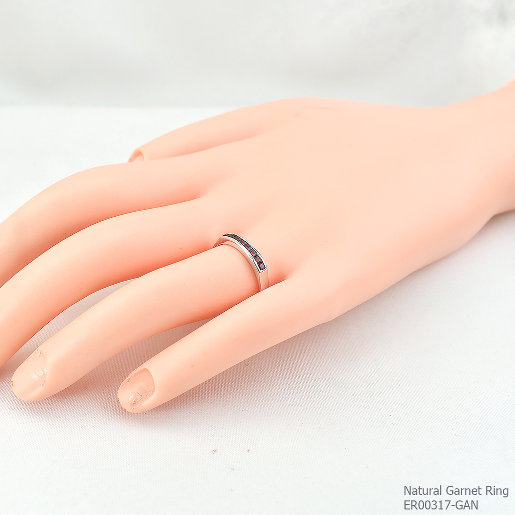 SKJewelryFactory แหวนเเถวพลอยโกเมนแท้ แหวนเงินแท้ 92.5% ER00317-GAN