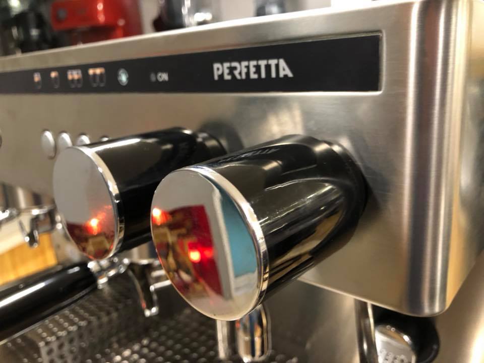 เครื่องชงกาแฟ Saeco Perfetta 2 GR Black