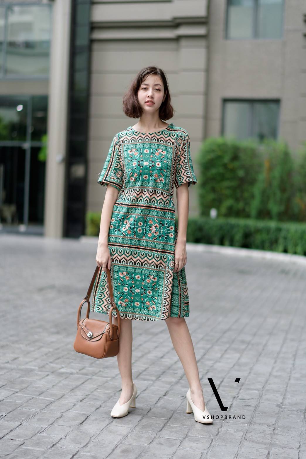 เดรสเกาหลี พร้อมส่ง เดรสทรงปล่อย เนื้อผ้าใส่สบาย