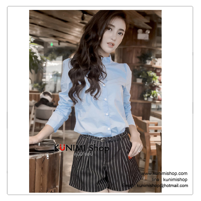  เสื้อเชิ้ต คอเต๋าระบาย แขนยาว กระดุมผ่าหน้า ใส่ได้หลายโอกาสคะ Size : M ( รอบอกไม่เกิน 35 นิ้วคะ) เนื้อผ้า : ผ้าฝ้ายคุณภาพสูง มี 4 สี : สีขาว , สีดำ , สีฟ้า , สีชมพู