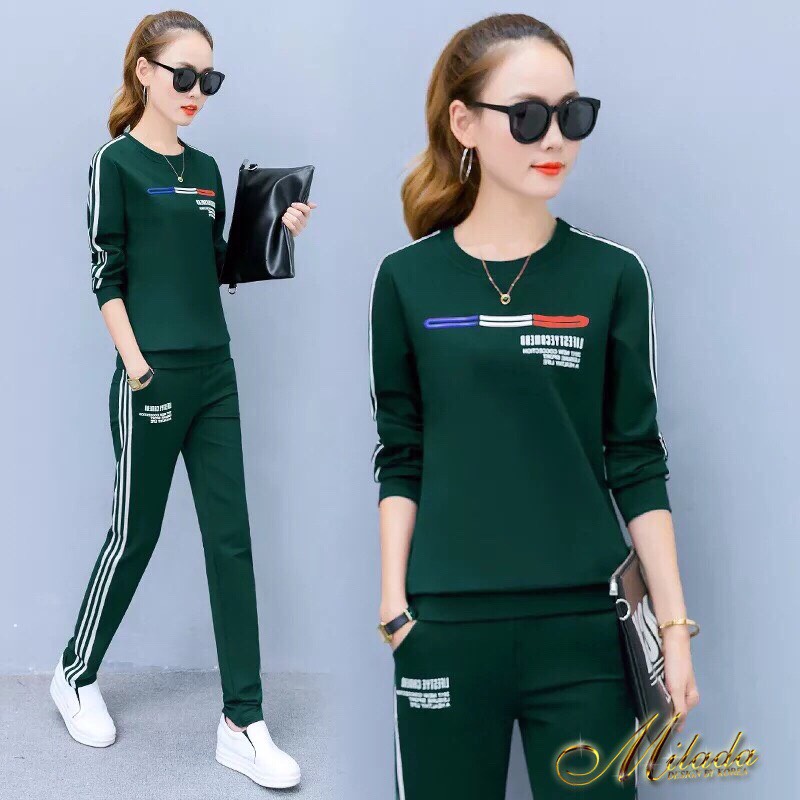 เสื้อผ้าเกาหลี พร้อมส่ง เสื้อคอกลมกับกางเกงขายาว