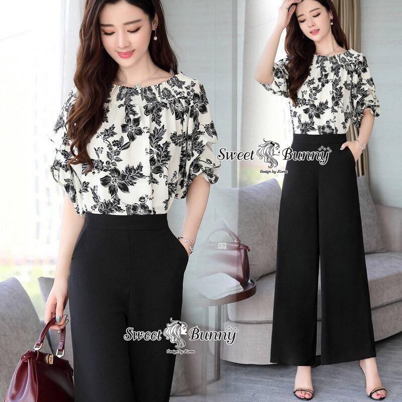 เสื้อผ้าเกาหลี พร้อมส่ง ชุดเซ็ทเสื้อลายดอก+กางเกง