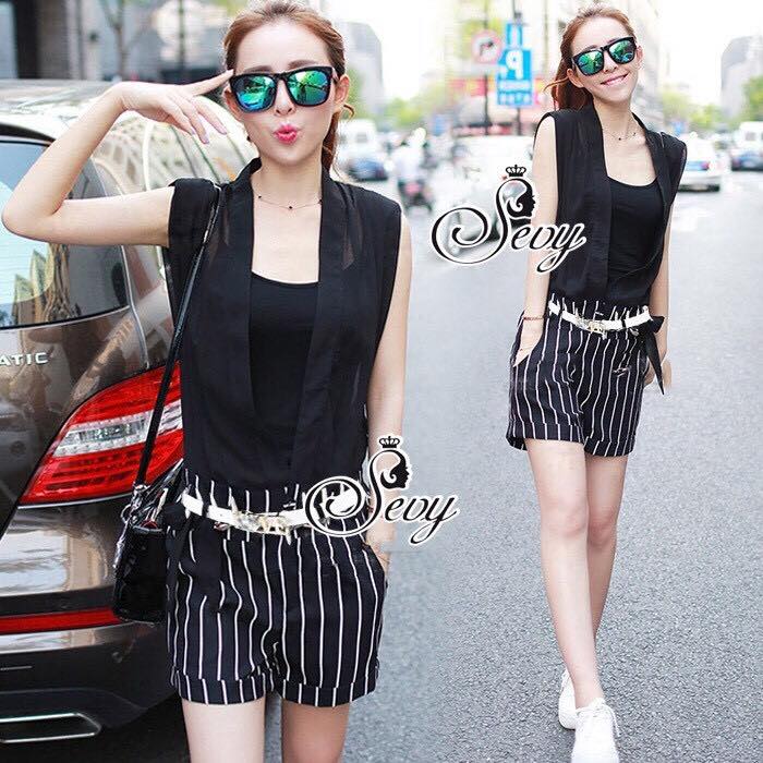 พร้อมส่ง เสื้อผ้าเกาหลี จั้มสูทขาสั้น