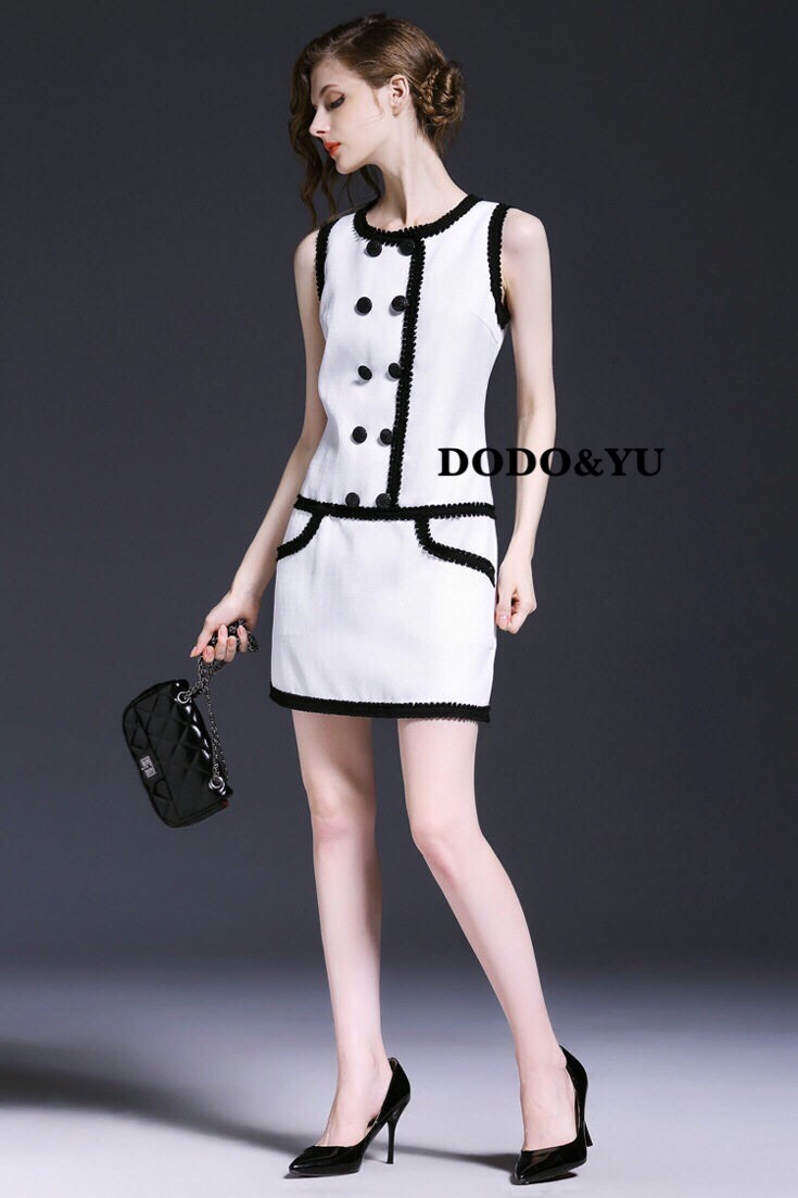 พร้อมส่ง ชุดเดรสแขนกุดผ้าคอตตอนโพลีทอลายนูน