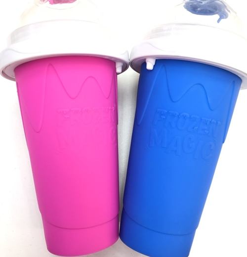 Squeezy Frozen แก้วทําสเลอปี้ สีสดใส สีฟ้า