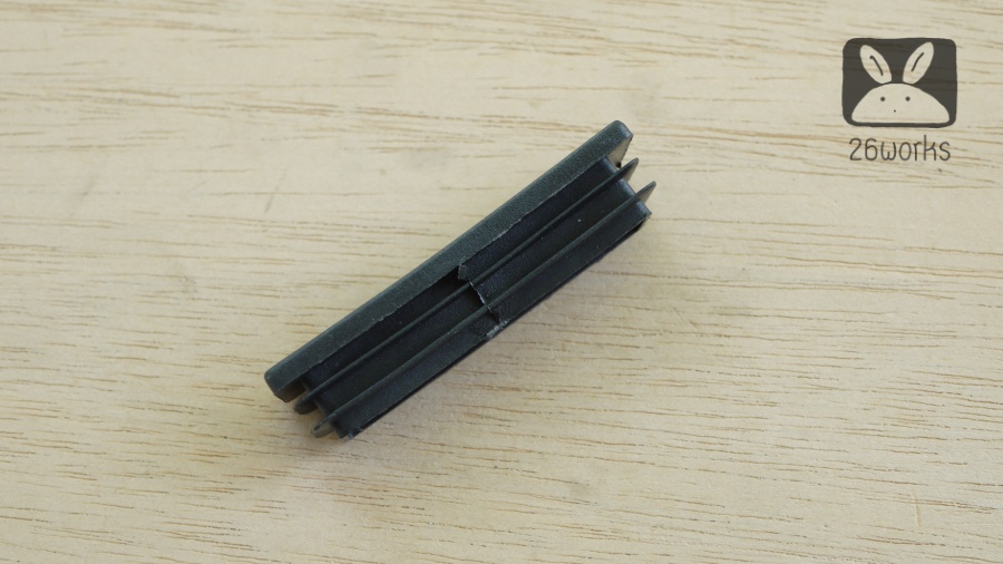 พลาสติกปิดเหล็กกล่อง 25x75 mm (1x3 นิ้ว) สวมใน