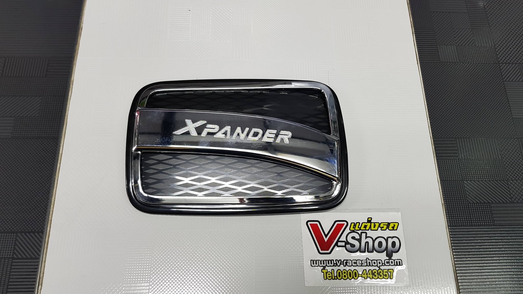 Xpander ครอบฝาถังโครเมี่ยม+ดำ