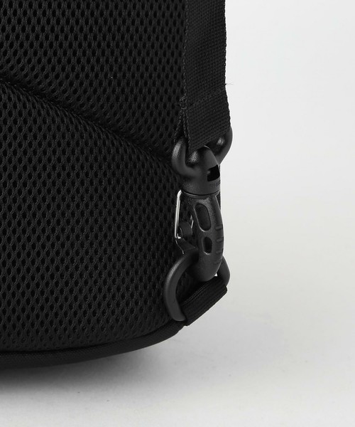 Coleman - ATLAS SLING BAG – 5 L Heater (สีเทาควันบุหรี่) コールマン ボディバッグ アトラス スリングバッグ 対応 自転車/ウォーキング