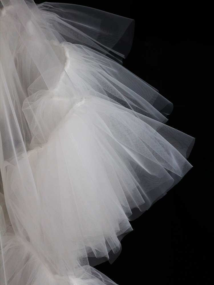 เวลเจ้าสาว ชายผ้าฟูฟ่องอลังการ ผ้าคลุมเจ้าสาวถ่ายพรีเว็ดดิ้ง veil