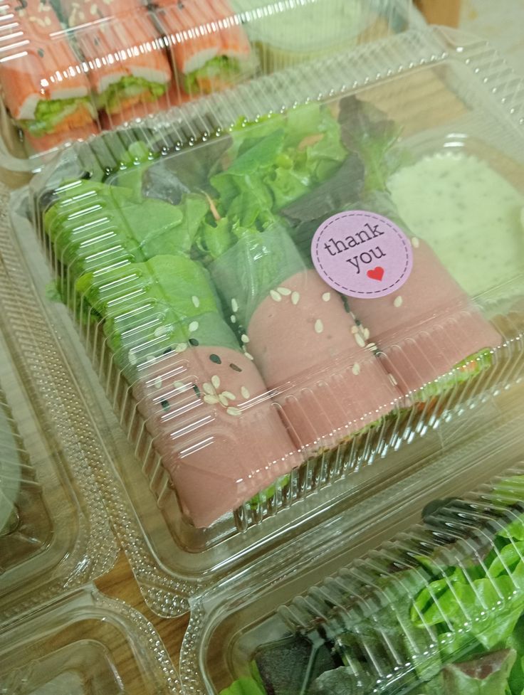 สลัดโรล โบโลน่า Bologna Salad Roll (เฉพาะเดลิเวอรี่เท่านั้น)