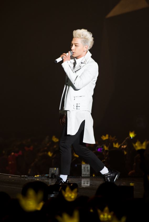 [Pre] BIGBANG : 2014 BIGBANG + α CONCERT IN SEOUL LIVE DVD [3Discs+Photobook+Poster&Mouse Pad On Package]