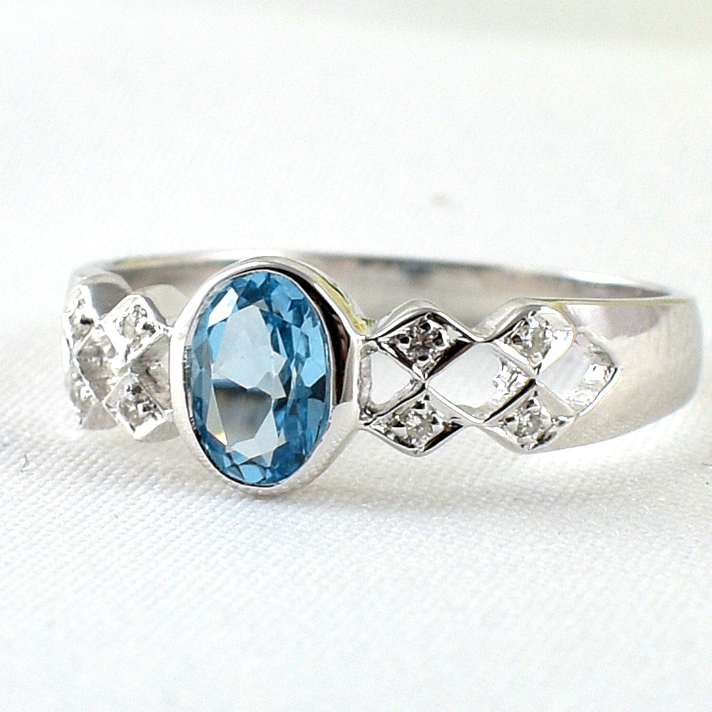 SKJewelryfactory แหวนเงินแท้ ฝังพลอยโทปาซแท้ ดีไซน์เรียบหรู ER01402-SBT