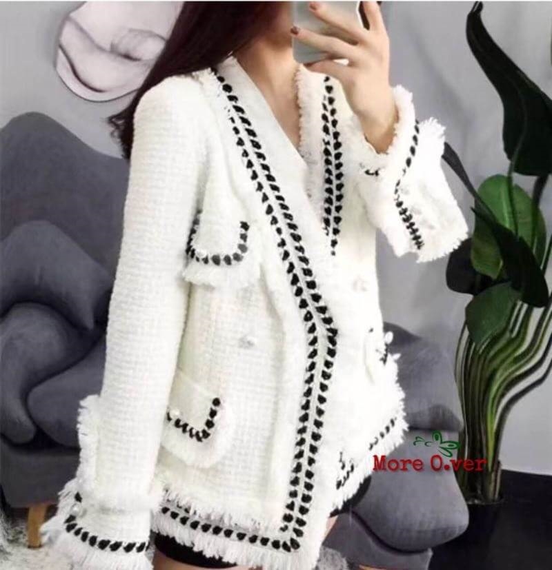เสื้อผ้าเกาหลี พร้อมส่ง Blazer สีขาวผ้าทวิต