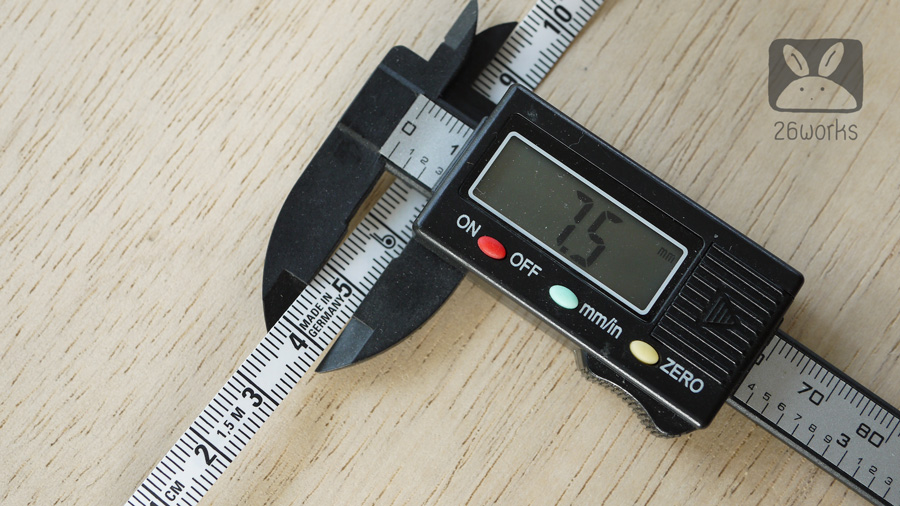 สายวัดตลับ Hoechstmass สีขาว 150 cm/60 inch