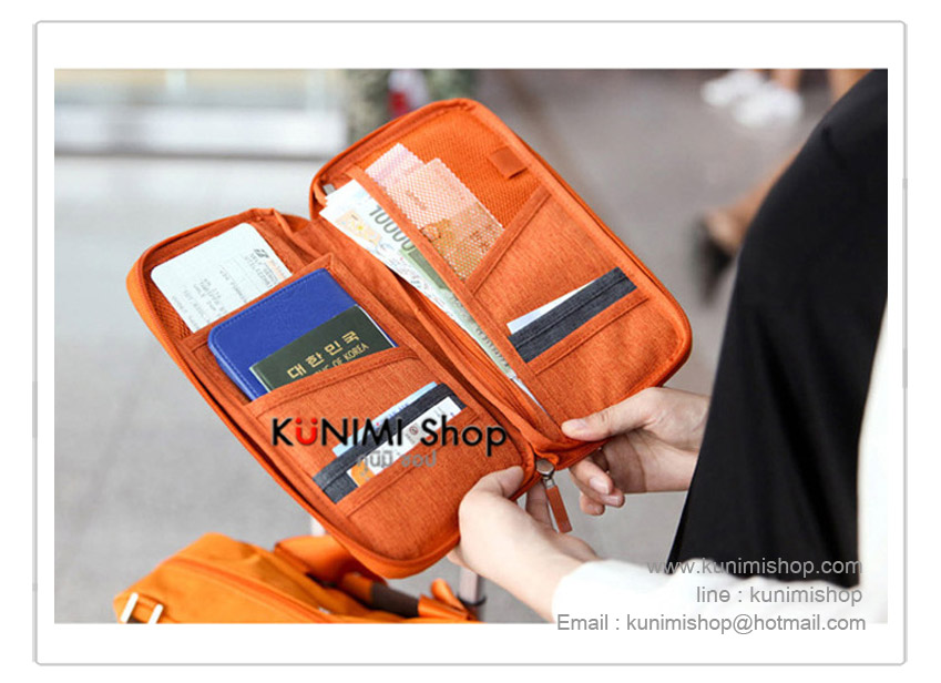 กระเป๋าใส่พาสปอร์ต กระเป๋าถือใส่เงิน นามบัตร บัตรATM มือถือ เอกสารต่างๆ หรือใส่ของจุกจิก มีซิปเปิดปิด พร้อมสายคล้อง สามารถใส่เข้าและถอดออกได้ ด้านใน มีช่องให้ใส่บัตรและเอกสารมากมา และมีช่องซิบไว้ใส่ของสำคัญ มีช่องเสียบปากกา ผ้าสวย งานคุณภาพคะ ขนาดกระทัดรัด ง่ายต่อการพกพา ขนาด : 25 x 15 cm. 