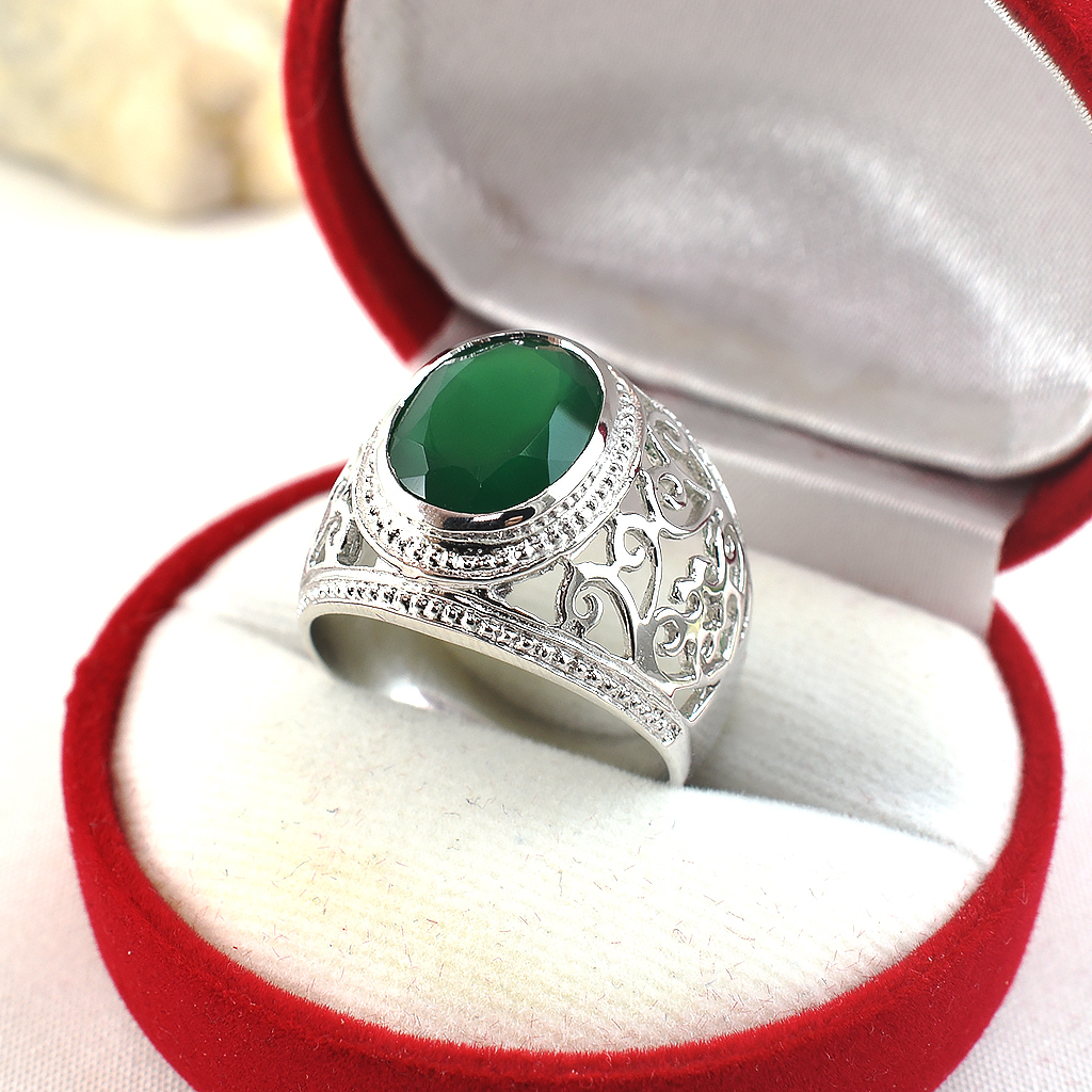 SKJewelryFactory แหวนชาย ฉลุลายด้านข้าง ใส่แล้วไม่อับนิ้ว แหวนพลอยกรีนอะเกทแท้ MR00494-GAG
