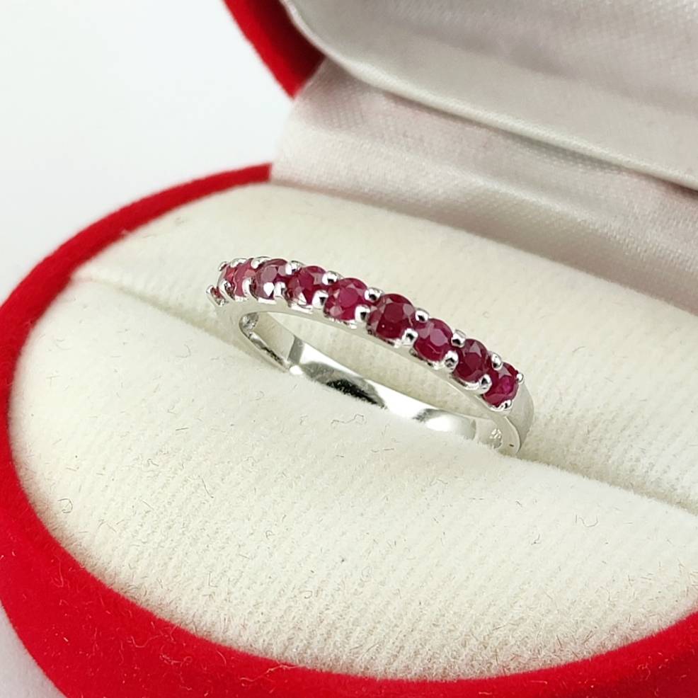 SKJewelryFactory แหวนทับทิม 9 เม็ด ชีวิต 9 หน้า แหวนพลอยทับทิมแท้ สีเเดงเข้ม ER01837-RBY
