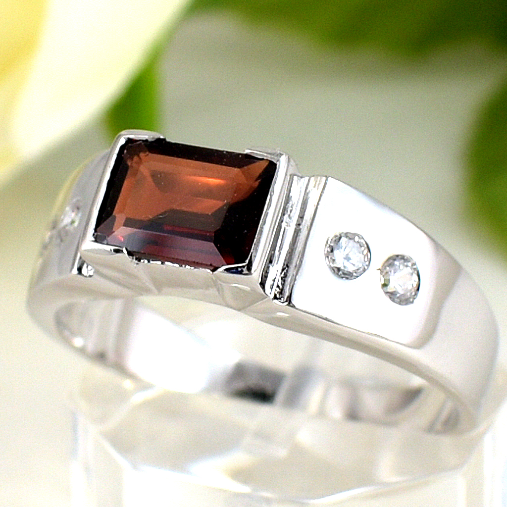 SKJewelryFactory แหวนชายสไตล์ลำลอง แหวนเงินแท้ 92.5% ฝังพลอยโกเมนแท้ ER02351-GAN