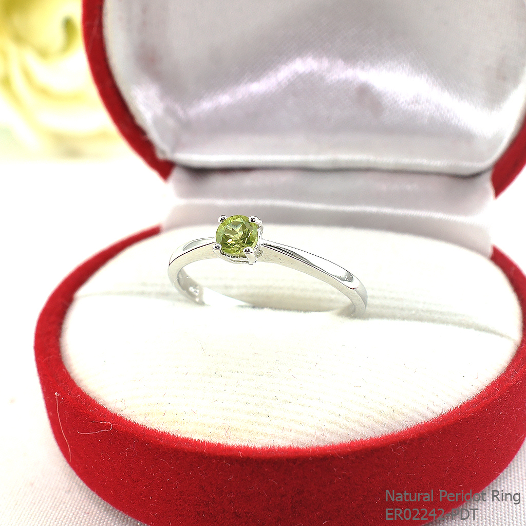SKJewelryfactory แหวนเงินแท้ ฝังพลอยเพอริดอทแท้ สไตล์แหวนแต่งงาน ER02242-PDT