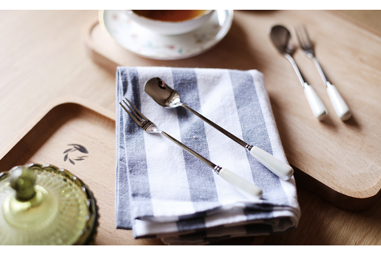 Pre-Order ช้อน-ส้อม สเตนเลส ที่จับเซรามิค มี 2 ขนาด 13 กับ 15 ซม. Zakka
