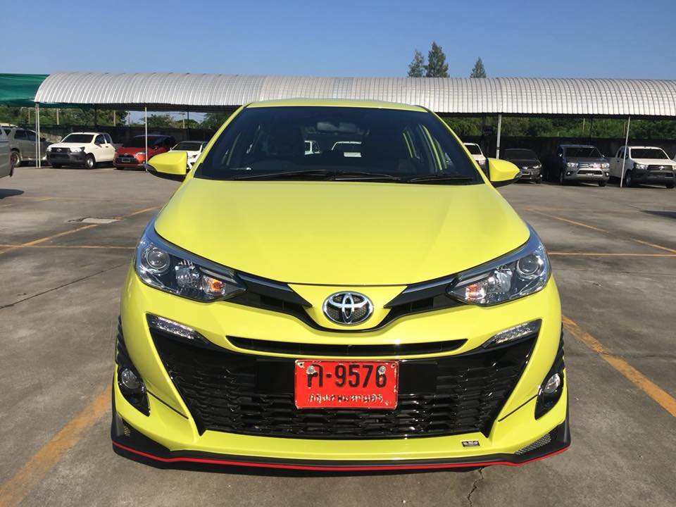 ชุดแต่ง New Yaris 2018 Rider 4 ชิ้น