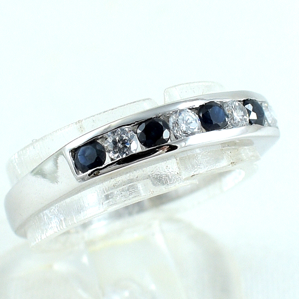 SKJewelryfactory แหวนแถวไพลินแท้ สลับเพชร เหมาะกับใส่ติวนิ้วทุกๆวัน ER00317-BSA2