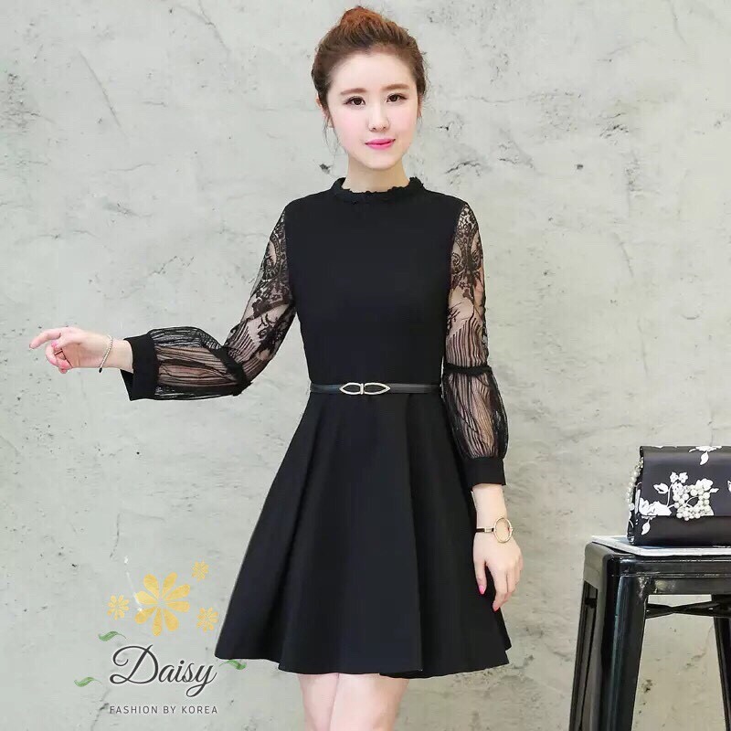 พร้อมส่ง ชุดเดรสผ้ายืดแขนแต่งลูกไม้