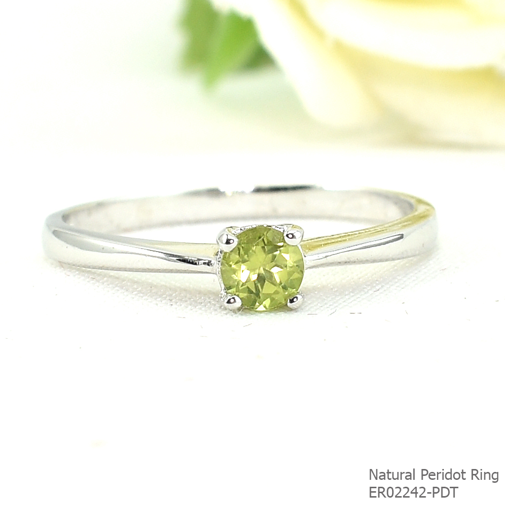 SKJewelryfactory แหวนเงินแท้ ฝังพลอยเพอริดอทแท้ สไตล์แหวนแต่งงาน ER02242-PDT