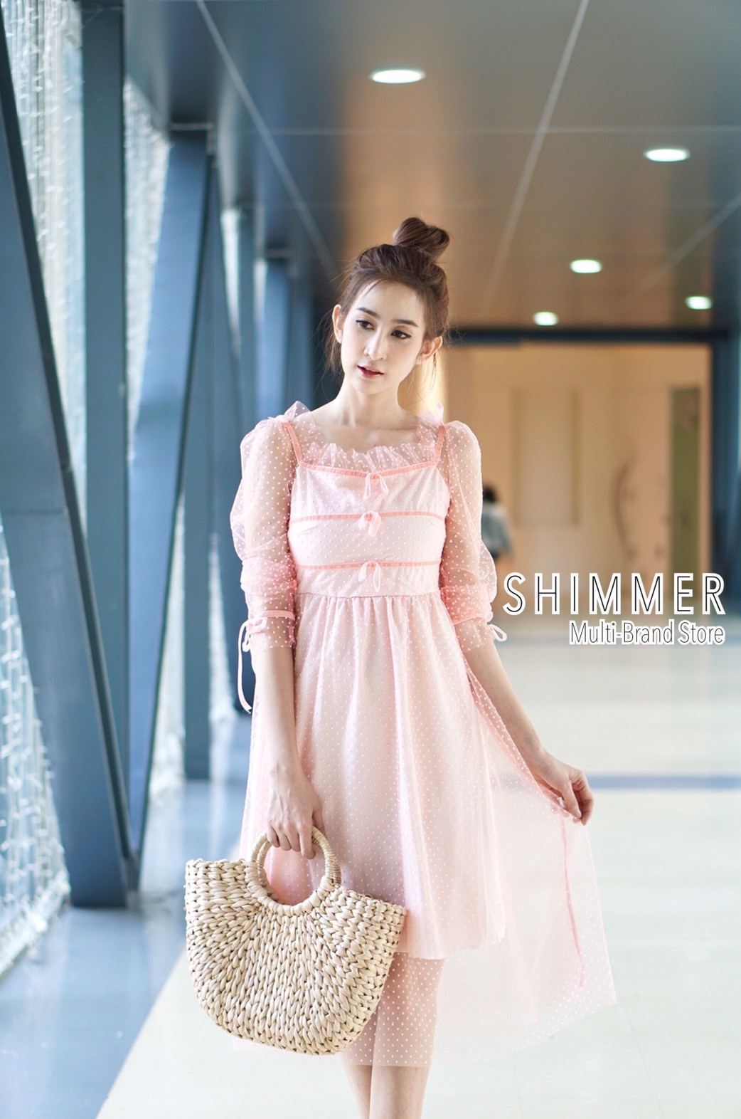 ชุดเดรสเกาหลี พร้อมส่ง เดรสสุดหวาน ผ้าตาข่ายลายจุด