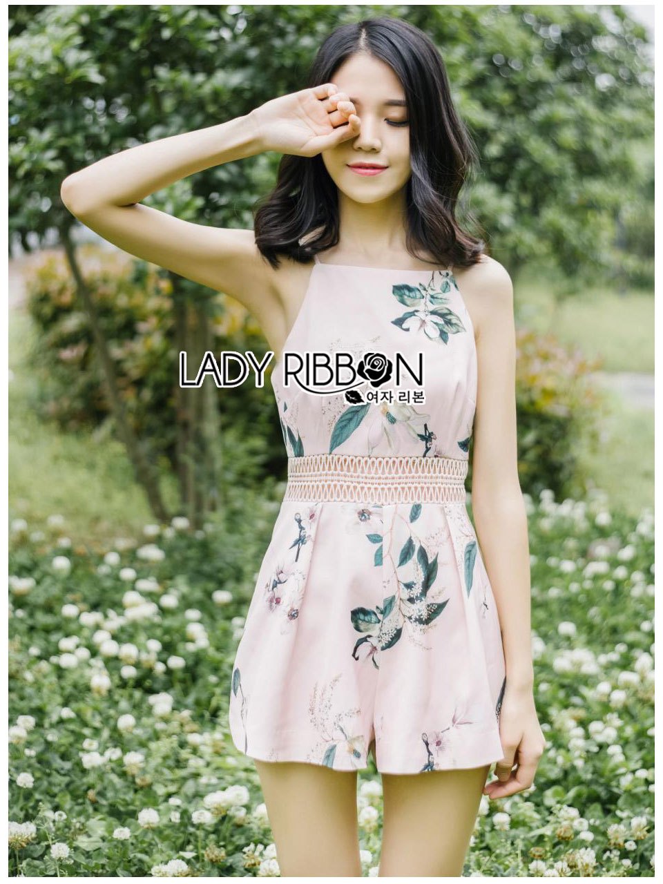 เสื้อผ้าเกาหลี พร้อมส่ง เพลย์สูทขาสั้นสายเดี่ยวสีชมพูอ่อน