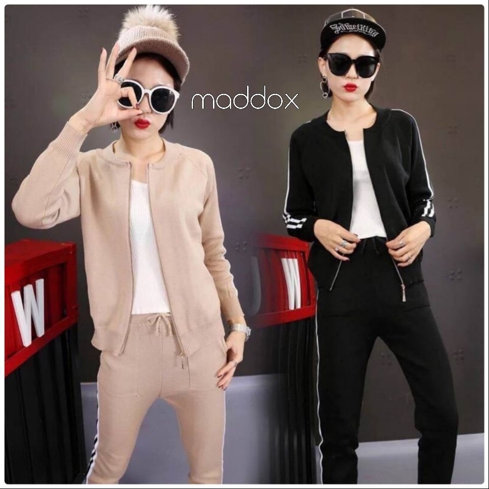 เสื้อผ้าเกาหลี พร้อมส่ง เสื้อ+ กางเกงขายาว