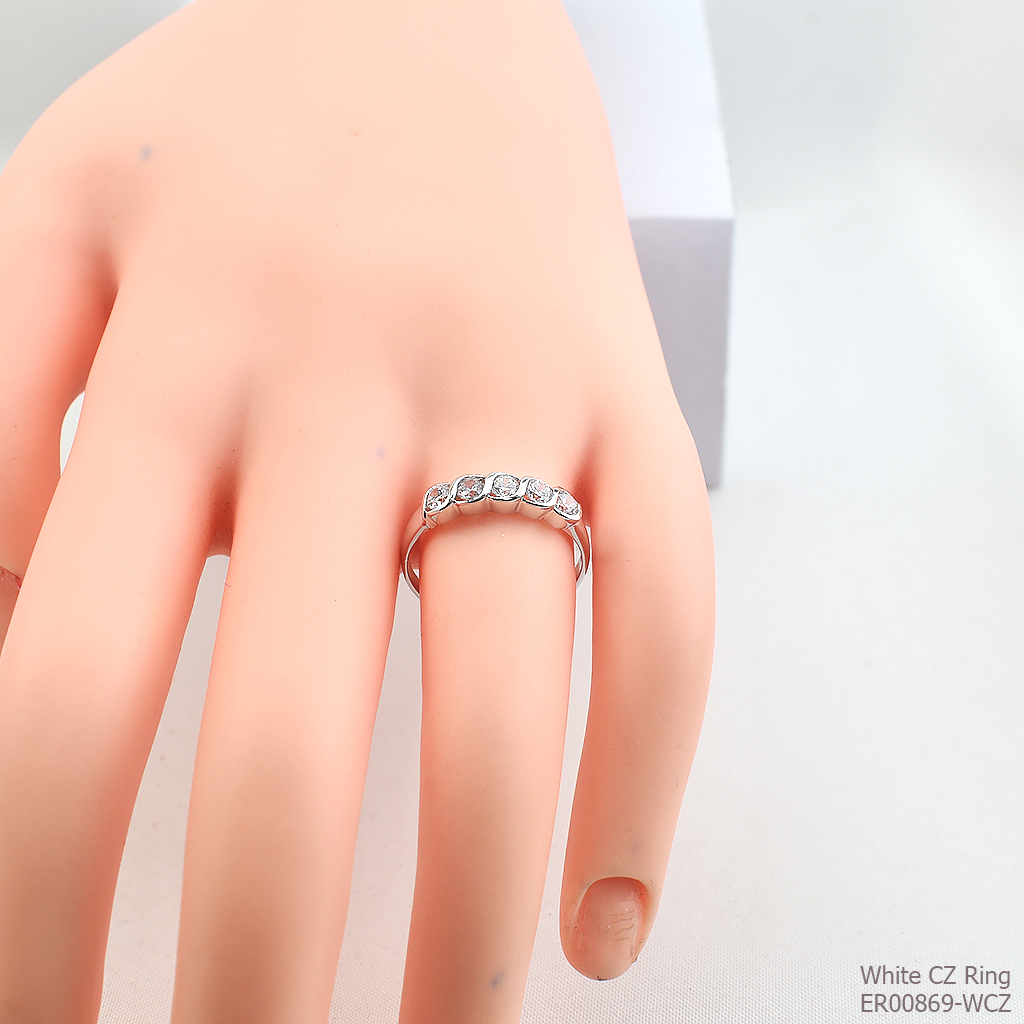 SKJewelryFactory แหวนเเถว แหวนเพชรแถว สุดคลาสสิค ER00869-WCZ