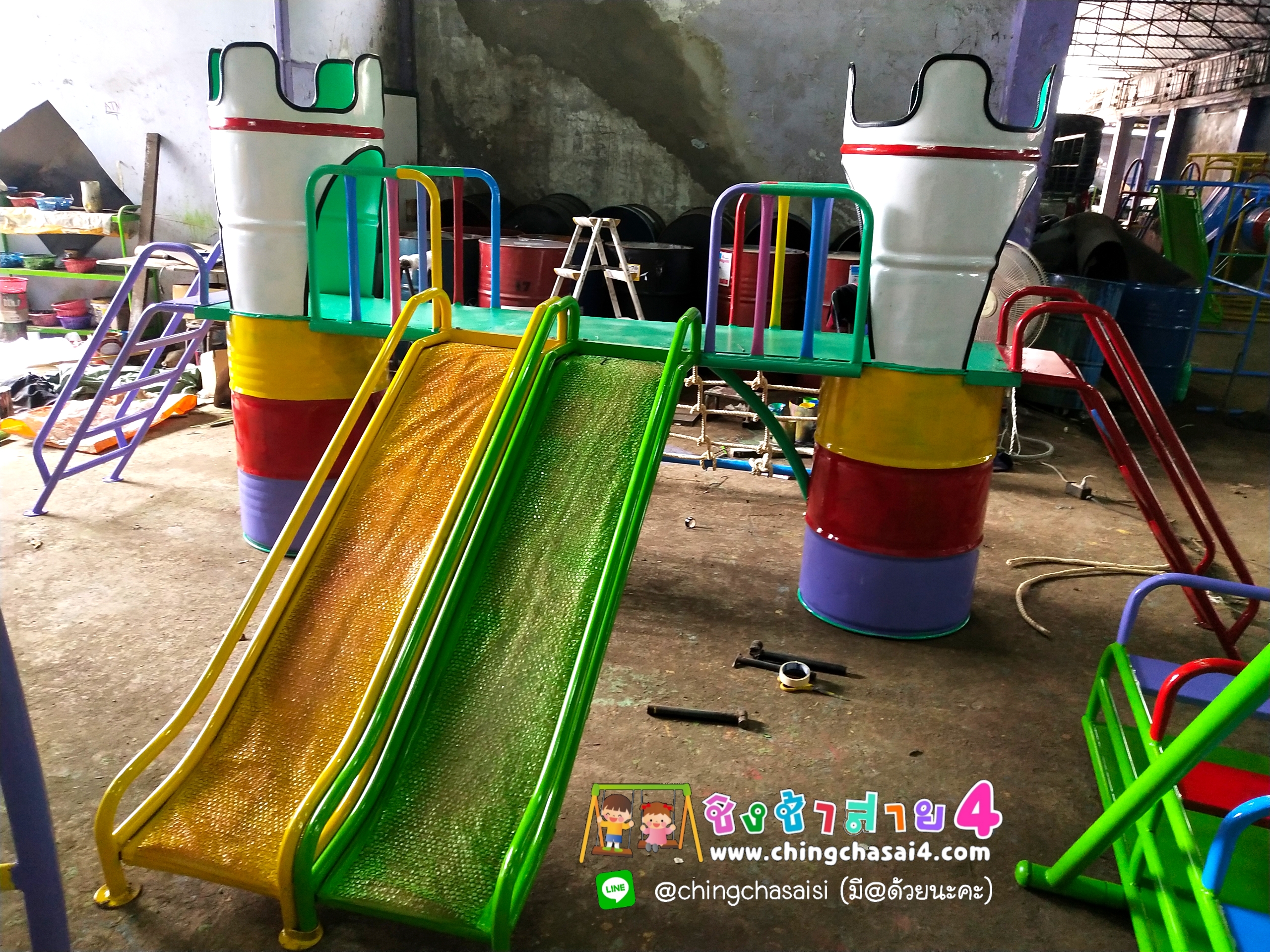 ชุดรวมถังลอดกระดานลื่นคู่มีที่ปีนป่าย