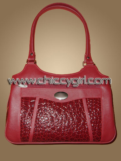 กระเป๋าหนังแต่งลายจระเข้ สีแดงเลือดนก ช่องใส่ของเยอะสะใจ จุมาก แข็งแรงทนทาน งานเนี๊ยบมาก แบบดูดีทันสมัย น่าใช้มาก คุ้มสุดๆ