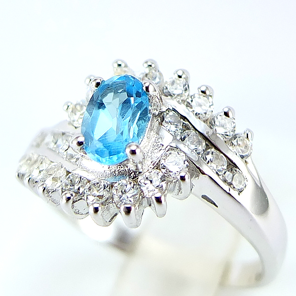 SKJewelryfactory แหวนเพลอยสวิสบลูโทปาซแท้ ดีไซน์หรูหรา ER00821-SBT