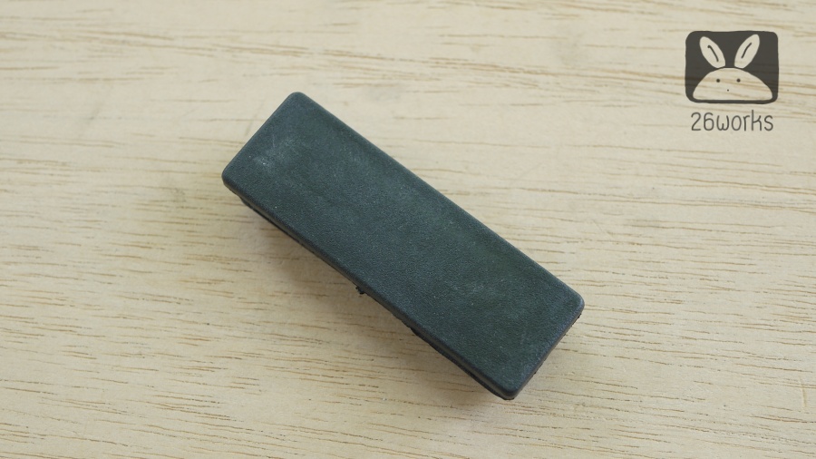 พลาสติกปิดเหล็กกล่อง 25x75 mm (1x3 นิ้ว) สวมใน