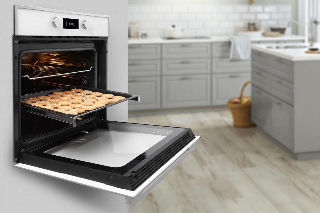 เตาอบไฟฟ้าราคาพิเศษ TEKA รุ่น HLB840WH