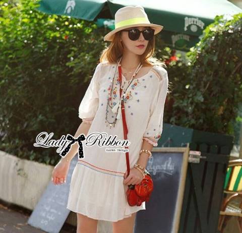 พร้อมส่ง เดรสแขนสามส่วนปักลายสไตล์สาวโบฮีเมียน