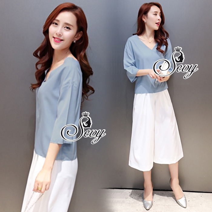 พร้อมส่ง เสื้อแขนศอกคอวีโทนสีฟ้า