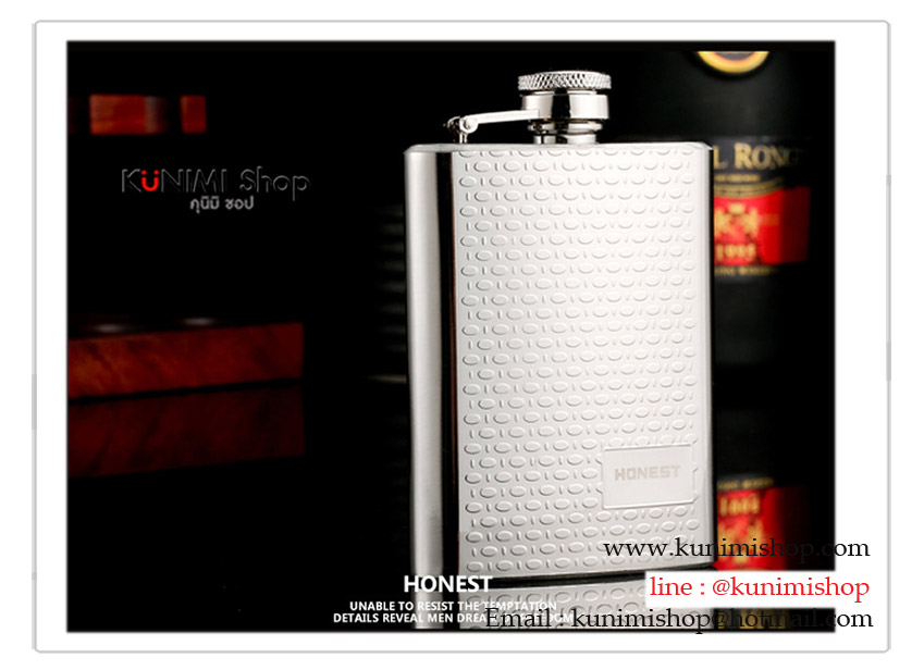 กระป๋องใส่เหล้าและเครื่องดื่ม ขนาด 4 Oz *รุ่นนี้งานอย่างดี เกรดพรีเมียม เนื้อสแตนเลสหนา ขัดเงาวาว บรรจุในกล่องสวยงาม กระป๋อง ขวด ใส่เหล้า ใส่เครื่องดื่ม ทำจาก สแตนเลส Stainless Steel ไม่เป็นสนิม -------------------------------------------------------------------- ขนาดความจุ 4 ออนซ์ (120 ซีซี ) กว้าง : 7 ซม.x สูง(ถึงฝา) 10.5 ซม.