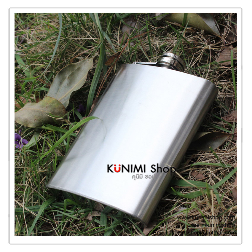  กระป๋องใส่เหล้าและเครื่องดื่ม ขนาด 10 Oz แบบเรียบไม่มีลวดลาย กระป๋อง ขวด ใส่เหล้า ใส่เครื่องดื่ม ทำจาก สแตนเลส Stainless Steel ขนาดเล็ก กะทัดรัด พกพา สะดวก พร้อมกรวยสแตนเลส ขนาดความจุ 10 ออนซ์ (300 ซีซี ) ( กว้าง : 9.5 ซม. , สูง(ถึงฝา) : 16 ซม., หนา : 2.2 ซม. ) 