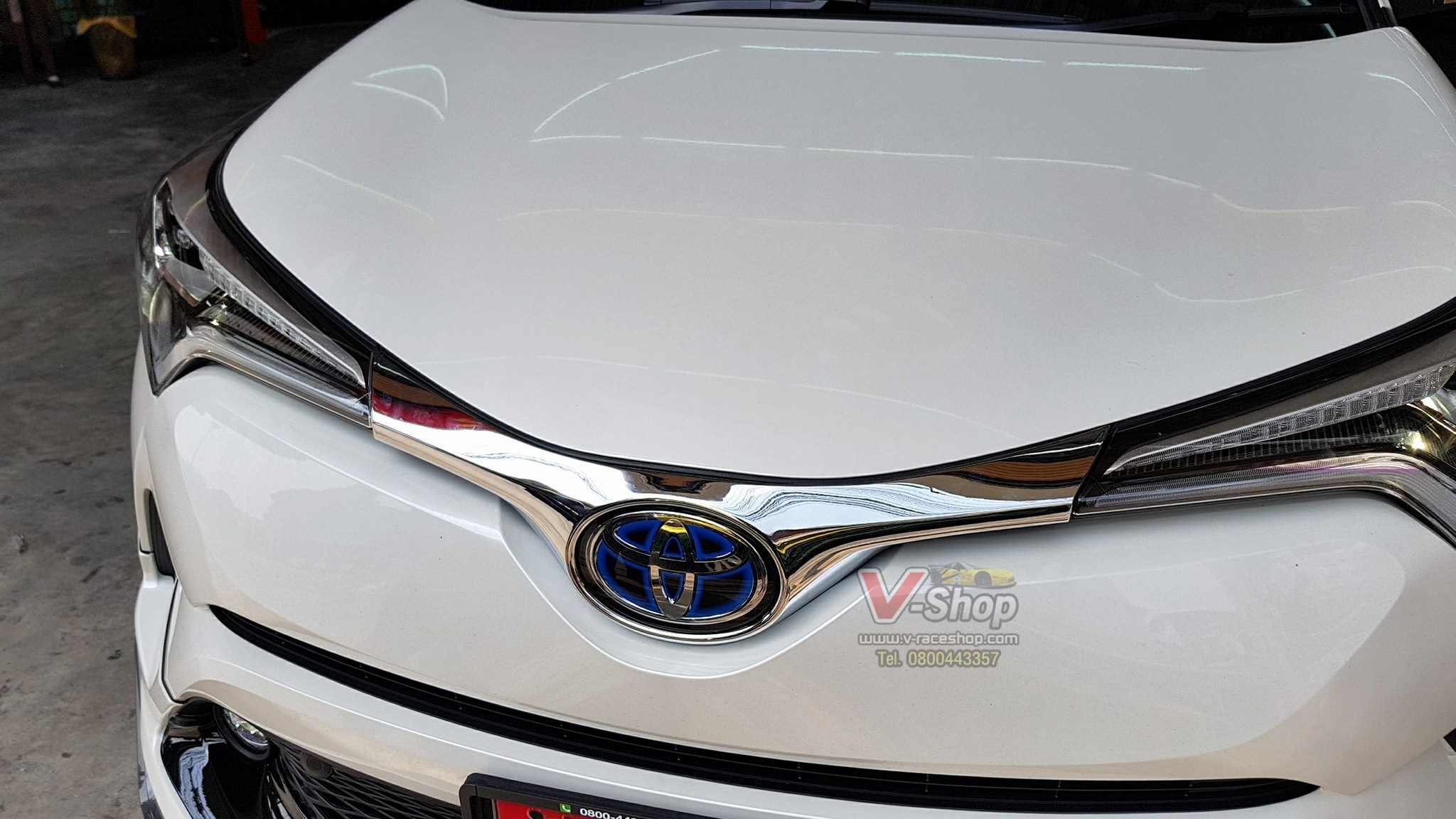C-HR ครอบกระจังหน้าชุบโครเมี่ยม