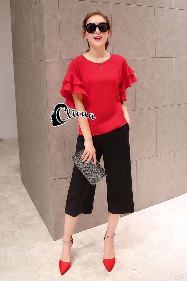 พร้อมส่ง เสื้อแขนระบายสีแดง แต่งแขนเป็นชั้นๆ