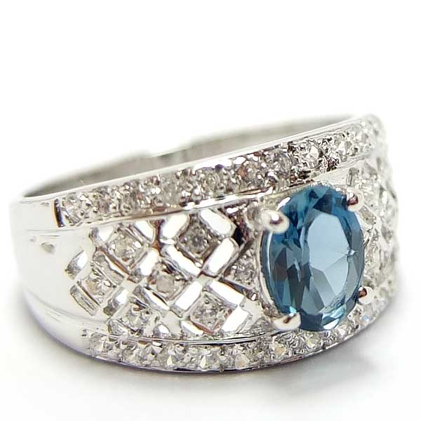 SKJewelryfactory แหวนพลอยลอนดอนบลูโทปาซแท้ และเพชร ER00350-LBT