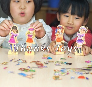 ชุดแต่งตัวตุ๊กตาแม่เหล็ก Fashion a Belles ของ Shure