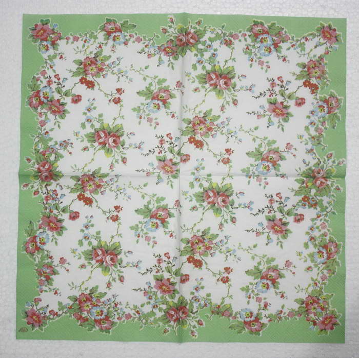 แนวภาพ Cath Kidston ดอกไม้ ช่อกุหลาบคลาสสิค ในกรอบเขียว เป็นภาพเต็มแผ่น กระดาษแนพกิ้นสำหรับทำงาน เดคูพาจ Decoupage Paper Napkins ขนาด 33X33cm