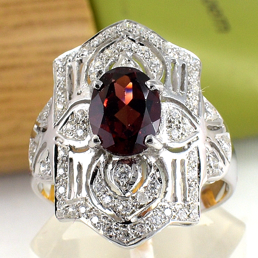 SKJewelryFactory แหวนโกเมนแท้ ล้อมเพชร เนื้อพลอยสะอาด สีพลอยสวยมาก น่ารักมากๆ ER02267-GAN