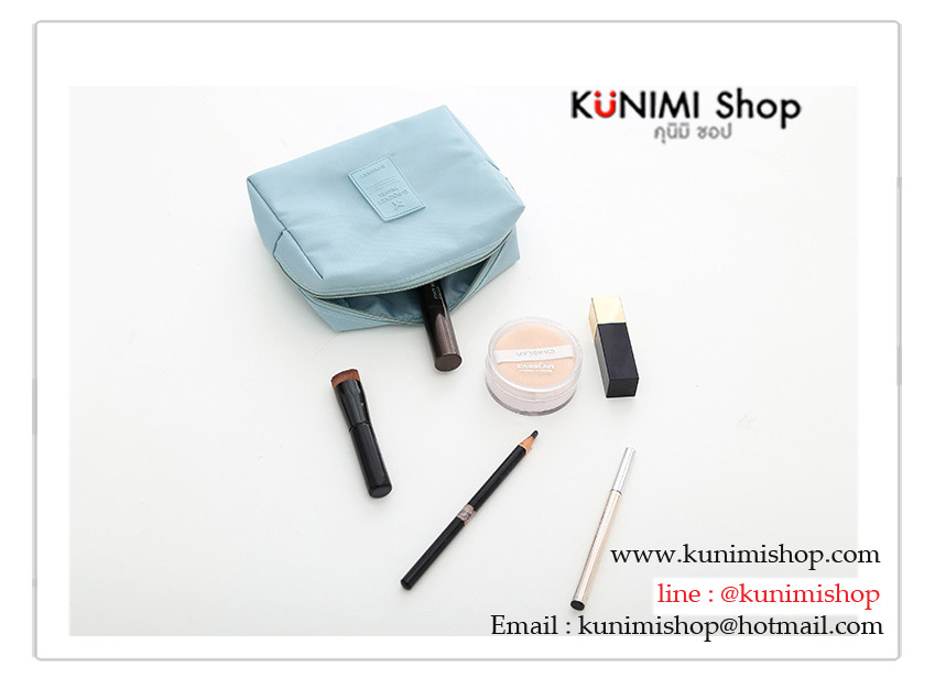 กระเป๋าใส่ของใช้ เครื่องสำอางค์ อุปกรณ์แต่งหน้า อุปกรณ์อาบน้ำ สบู่ โฟมล้างหน้า แปรงสีฟัน ยาสีฟัน เปิดหยิบใช้งานได้สะดวก พกพาเวลาเดินทางท่องเที่ยวต่างๆ มีให้เลือกหลายลายครับ ขนาด กว้าง 16 * สูง 12 * หนา 6 ซม.