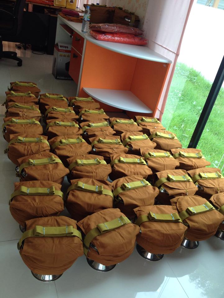 บาตรสแตนเลส 8 นิ้ว