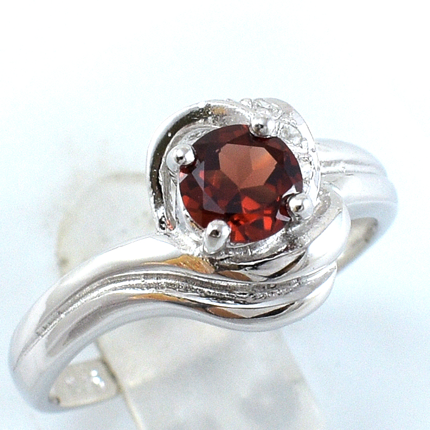SKJewelryFactory แหวนพลอยโกเมนแท้ ตัวเรือนเงินแท้ 92.5% ER00806-GAN